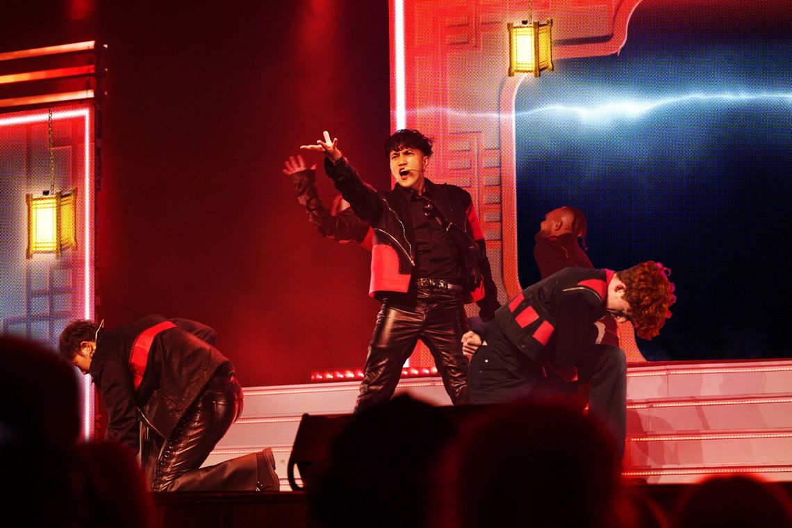 Tancerze K-POP All Stars na scenie